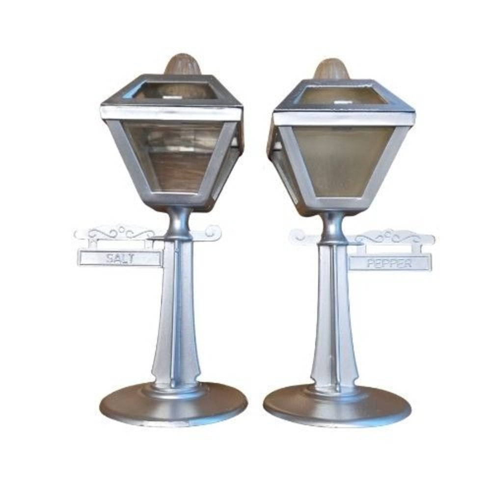 Vintage 1950s Street Lamp Salt and‎ Pepper Shakers Silver Lantern Gas Light Set